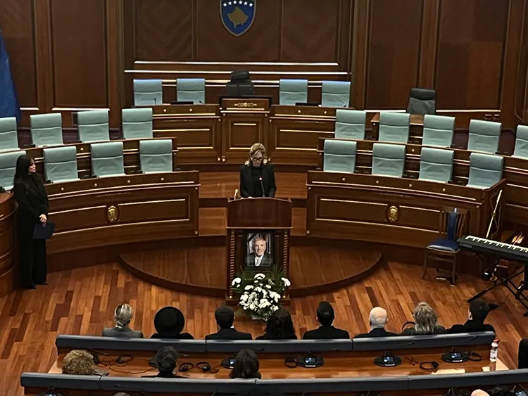 Fjalimin i Majlinda Dacit në akademinë përkujtimore te Nexhat Dacit