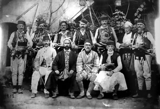 luftetare-shqiptare-te-armatosur-shekulli-xix